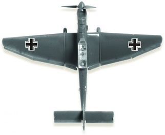 Модель Немецкий пикирующий бомбардировщик Ju-87 B2 Stuka. Масштаб 1:144