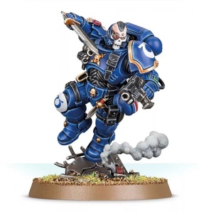 Warhammer 40,000. Space Marines Primaris Lieutenant in Reiver Armour